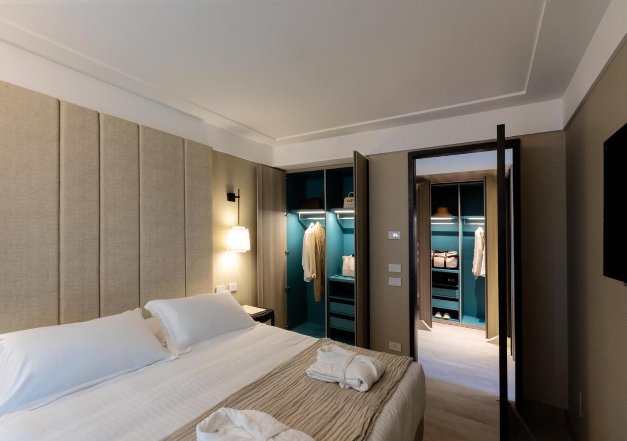 Ceccarini 9 Home Suite Home Riccione Eksteriør bilde