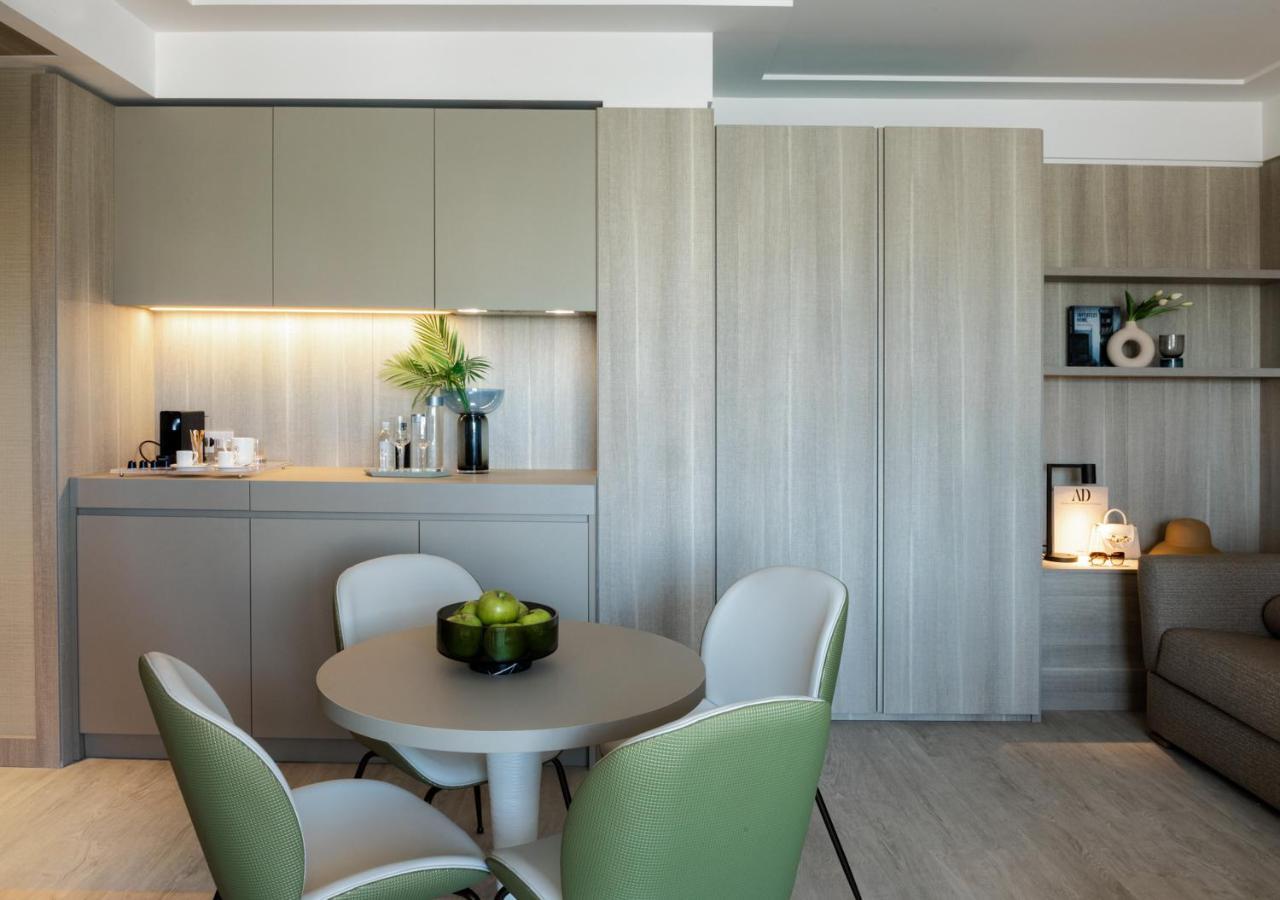 Ceccarini 9 Home Suite Home Riccione Eksteriør bilde