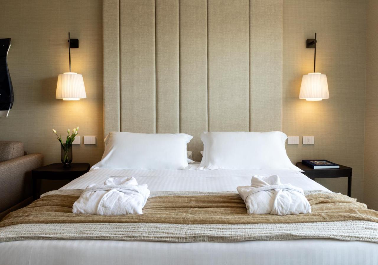 Ceccarini 9 Home Suite Home Riccione Eksteriør bilde