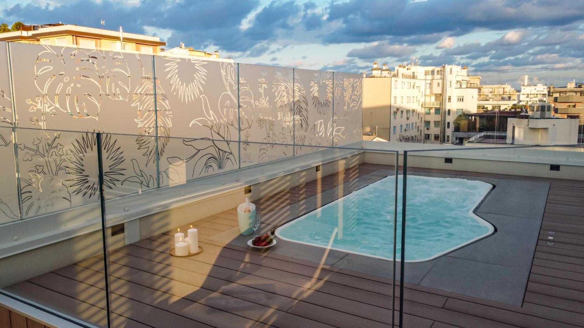 Ceccarini 9 Home Suite Home Riccione Eksteriør bilde